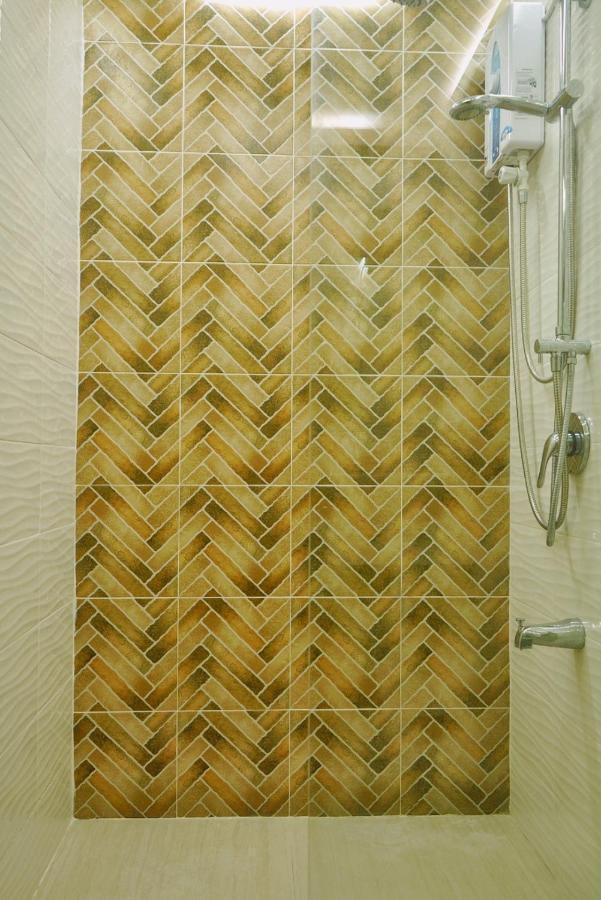 Topaz 1 Bedroom Suite Orochi Staycation Ph At Centrio Towers Cagayan de Oro Exterior photo